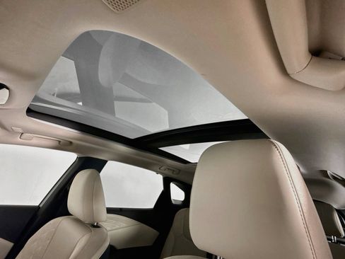 Used 2025 Lexus RX 450h AWD w/ Convenience Package image 23