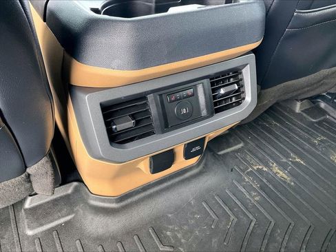 Used 2023 Ford F250 Lariat w/ Lariat Ultimate Package image 27