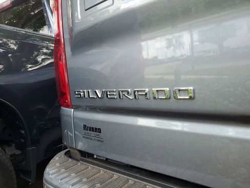 Used 2019 Chevrolet Silverado 1500 High Country w/ Z71 Off-Road Package AWD/4WD image 7