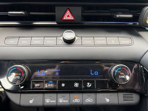 Used 2025 Hyundai Elantra N FWD image 9