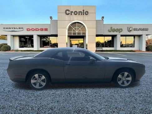 Used 2023 Dodge Challenger SXT RWD image 2
