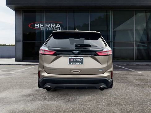 Used 2020 Ford Edge SEL w/ Convenience Package image 4