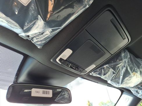 New 2025 Honda Pilot Sport image 21