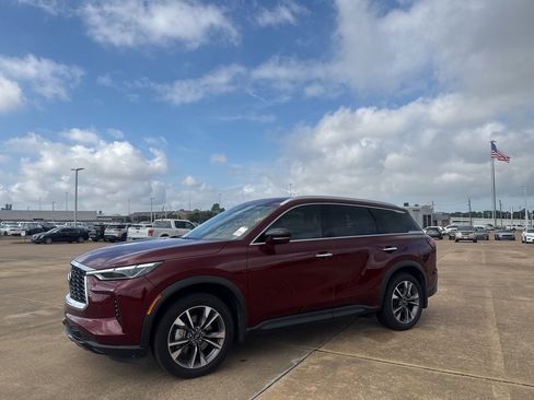 Used 2023 INFINITI QX60 Luxe w/ Cargo Package FWD image 10
