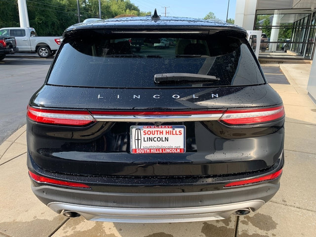 Used 2022 Lincoln Corsair AWD w/ Premium Package image 4