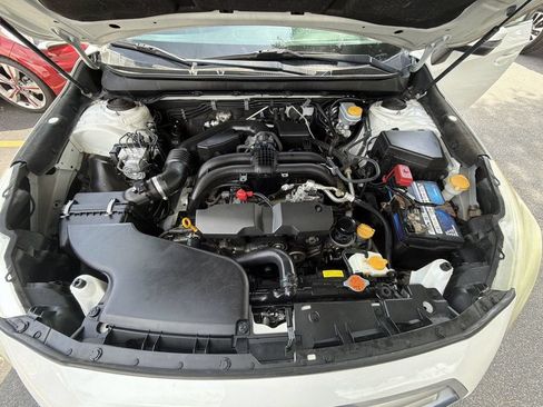 Used 2015 Subaru Outback 2.5i Limited AWD/4WD image 11