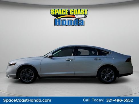 Used 2023 Honda Accord EX image 6