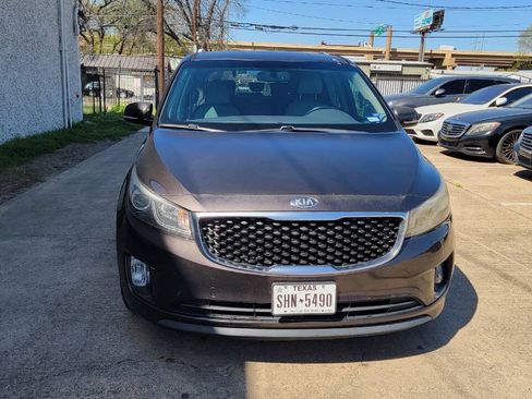 Used 2015 Kia Sedona EX w/ EX Premium Package FWD image 3