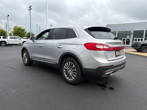 Used 2017 Lincoln MKX Select w/ Lincoln MKX Climate Package AWD/4WD image 5
