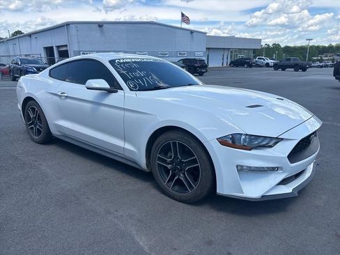 Used 2020 Ford Mustang Coupe w/ Equipment Group 101A image 5