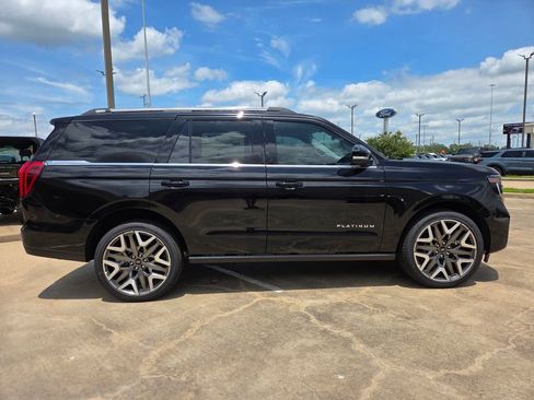 New 2026 Ford Expedition Platinum AWD/4WD image 11