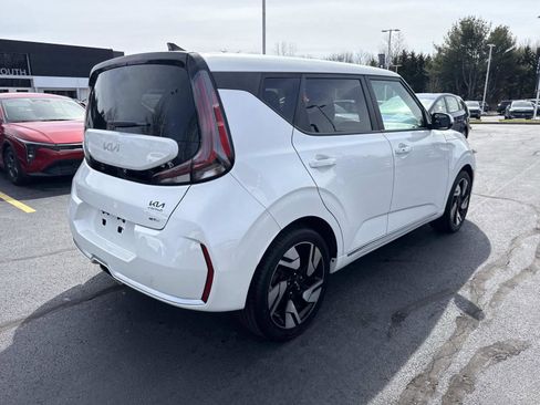 Used 2023 Kia Soul GT-Line FWD image 8