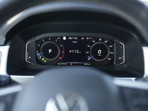 Certified 2023 Volkswagen Atlas SEL image 13