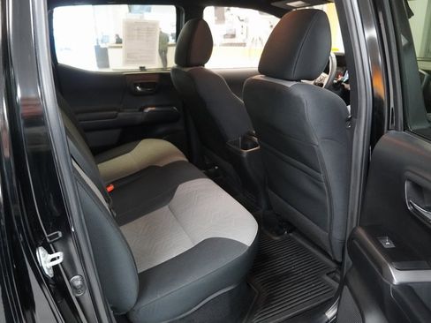 Used 2023 Toyota Tacoma TRD Sport image 22