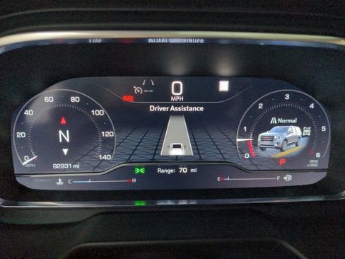 Used 2022 GMC Yukon XL SLT w/ SLT Premium Package image 21