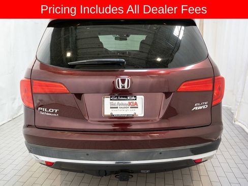 Used 2017 Honda Pilot Elite image 4