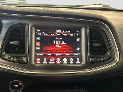 Used 2016 Dodge Challenger SXT Plus RWD image 15