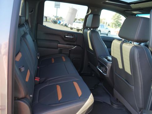 Used 2022 GMC Sierra 1500 AT4 w/ AT4 Preferred Package image 24