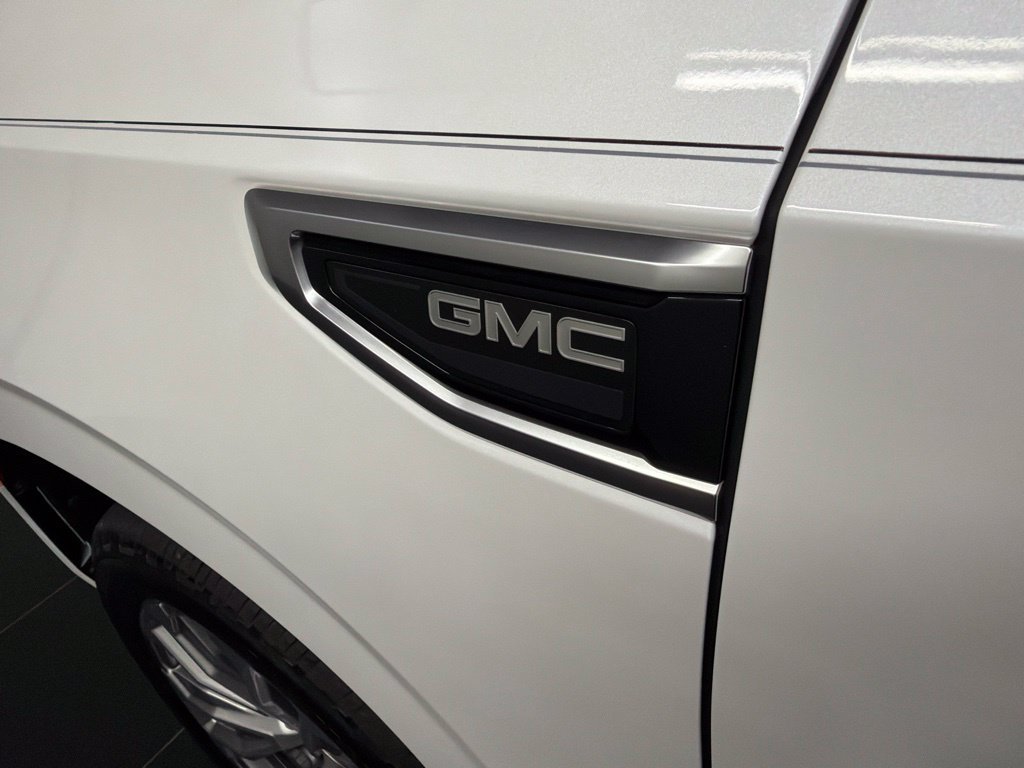 Used 2022 GMC Yukon Denali AWD/4WD image 42