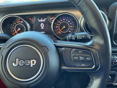 Used 2019 Jeep Wrangler Sport AWD/4WD image 29