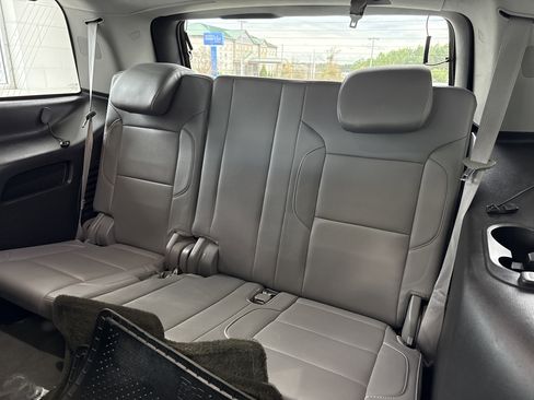 Used 2015 Chevrolet Tahoe LT image 32