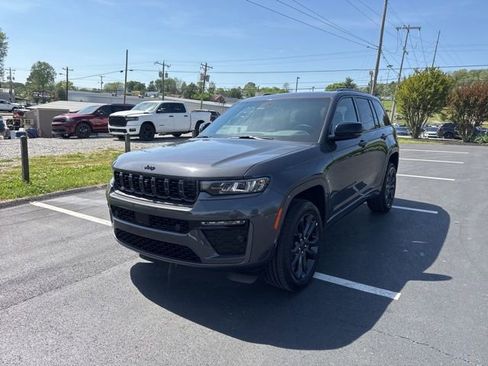 New 2026 Jeep Grand Cherokee Limited AWD/4WD image 3