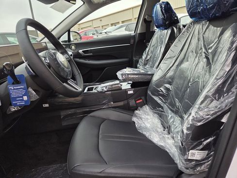 New 2026 Hyundai Sonata Limited image 35