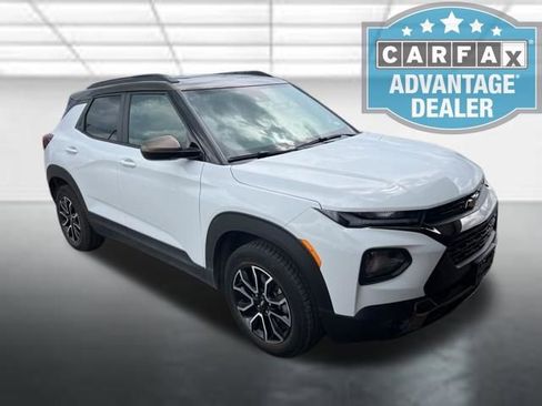 Used 2021 Chevrolet TrailBlazer ACTIV w/ Sun and Liftgate Package AWD/4WD image 2