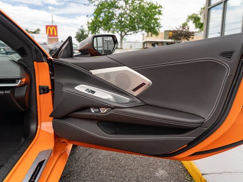 Used 2022 Chevrolet Corvette Stingray Premium Cpe w/ Z51 Performance Package RWD image 19