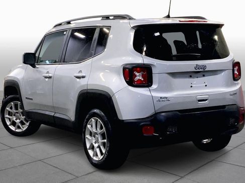 Used 2021 Jeep Renegade Latitude image 12
