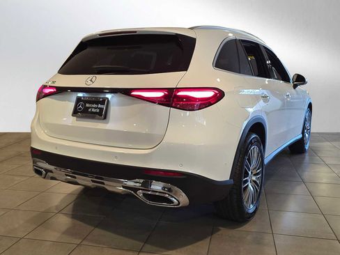 Used 2025 Mercedes-Benz GLC 300 image 3