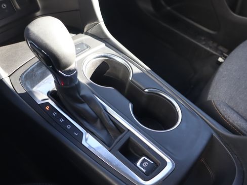 Certified 2024 Chevrolet Equinox LT image 28