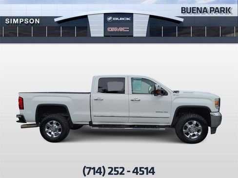 Used 2018 GMC Sierra 2500 SLT w/ Duramax Plus Package image 9