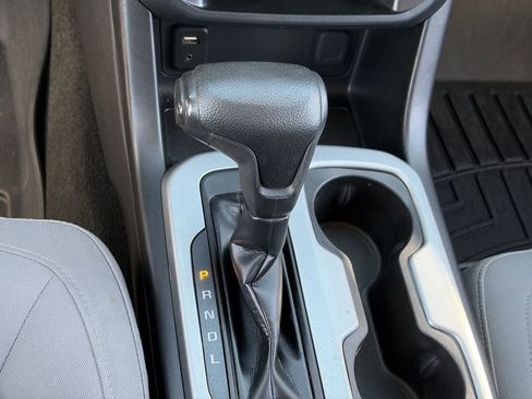 Used 2018 Chevrolet Colorado LT w/ LT Convenience Package AWD/4WD image 31