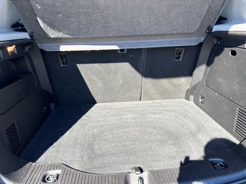 Used 2019 Chevrolet Trax LS w/ LPO, Cargo Package FWD image 25