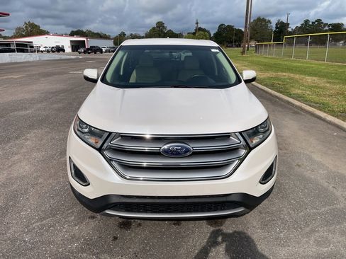 Used 2017 Ford Edge SEL w/ Equipment Group 201A image 2