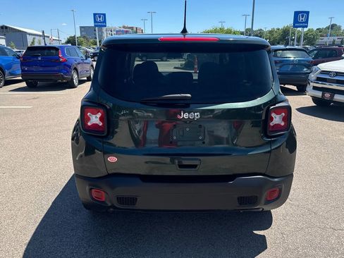 Used 2021 Jeep Renegade Sport FWD image 6