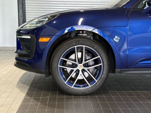Certified 2026 Porsche Macan AWD/4WD image 12