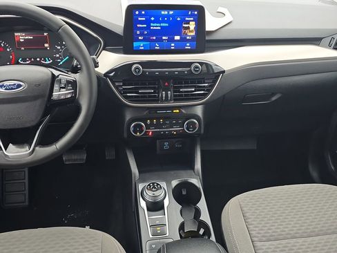 Certified 2022 Ford Escape SE w/ SE Sport Appearance Package AWD/4WD image 17