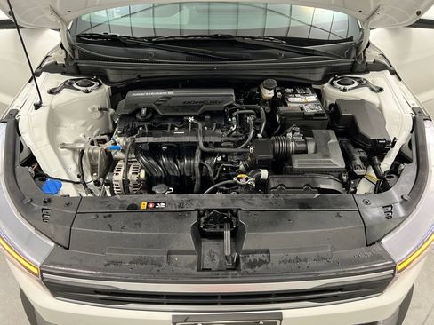 Used 2025 Kia K4 LXS image 57