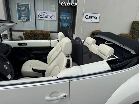 Used 2007 Volkswagen Beetle Triple White Edition image 10
