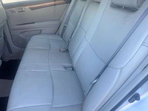 Used 2011 Toyota Avalon Limited FWD image 11