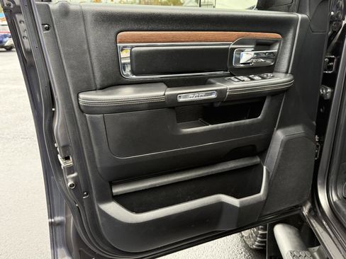 Used 2016 RAM 2500 Laramie image 6