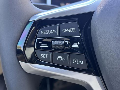 Used 2025 BMW i4 eDrive40 w/ Premium Package image 11