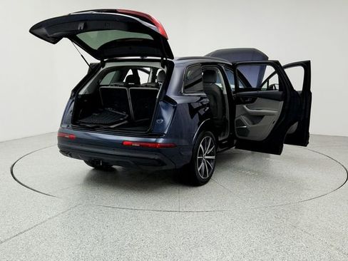 Used 2023 Audi Q7 3.0T Premium Plus w/ Premium Plus Package image 11