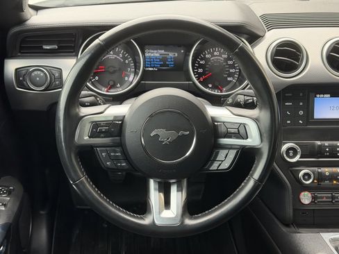Used 2019 Ford Mustang GT image 18