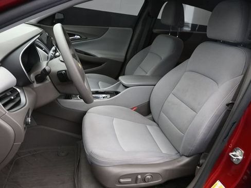 Used 2022 Chevrolet Malibu LT FWD image 24