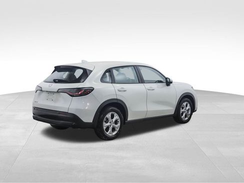 Used 2024 Honda HR-V LX image 5