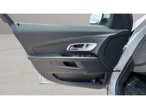 Certified 2017 Chevrolet Equinox LT w/ Convenience Package FWD image 26