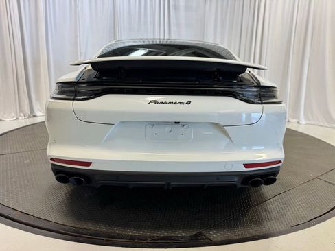 Certified 2023 Porsche Panamera 4 Platinum Edition AWD/4WD image 45